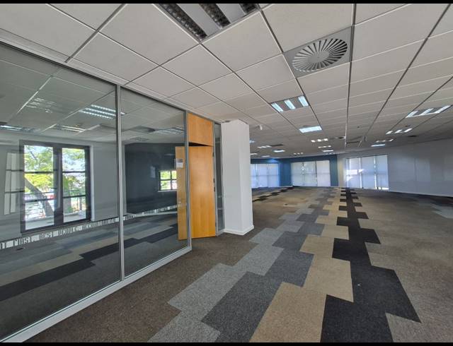 820M² OFFICE TO LET IN ILLOVO